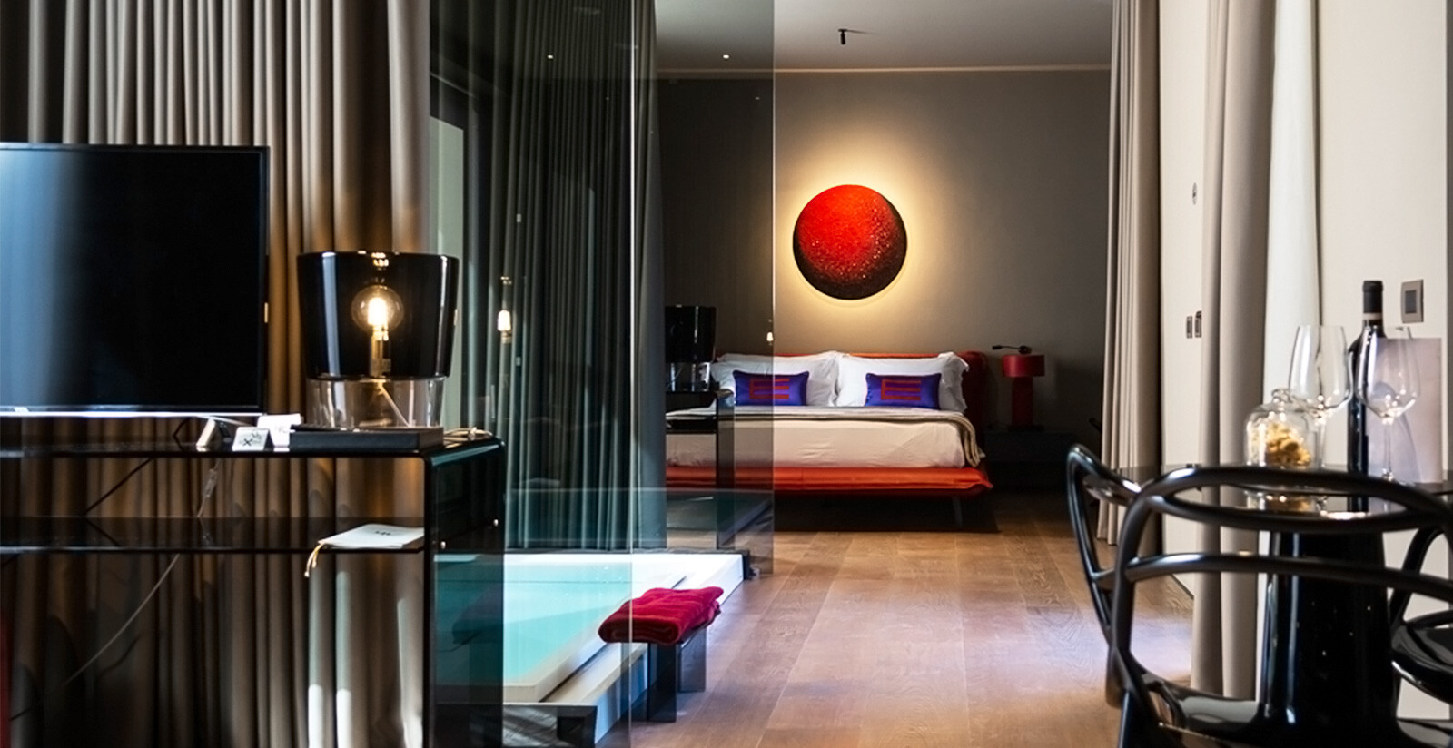 Suite King con vasca idromassaggio Suite King con vasca idromassaggio