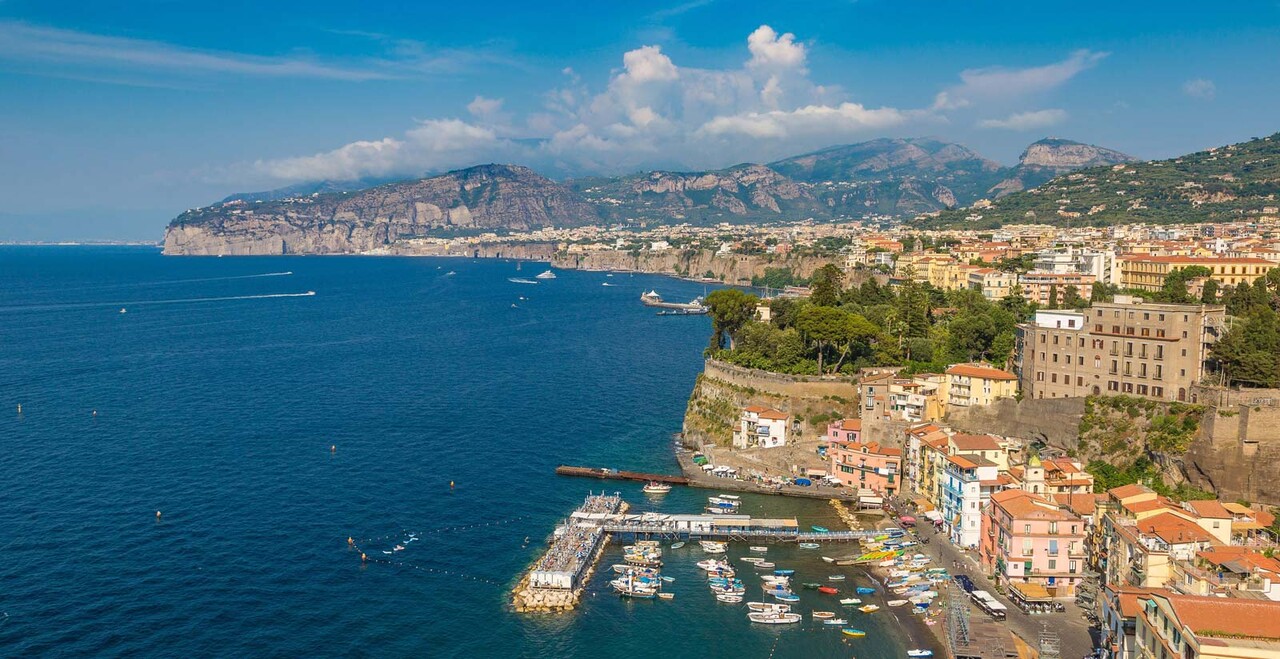 Book at Hotel Florida to visit Sorrento and surroundings!